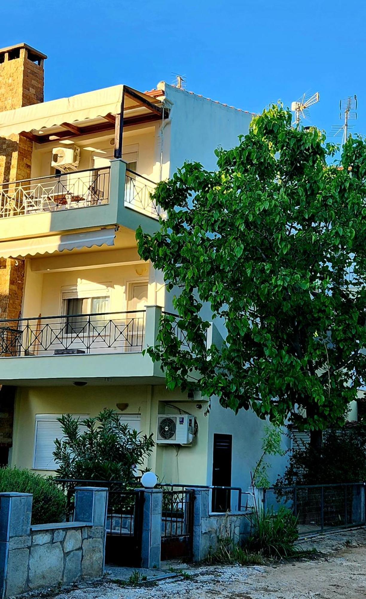 Pine Beach Holiday Home 2 Bedrooms 50 Meters To The Beach Kalyves Polygyrou Exterior photo